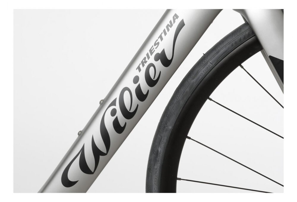 Vélo de Route Électrique Wilier Triestina Cento1 Hybrid Shimano Ultegra 11V 250 Wh 700 mm Gris 2022 – Image 6